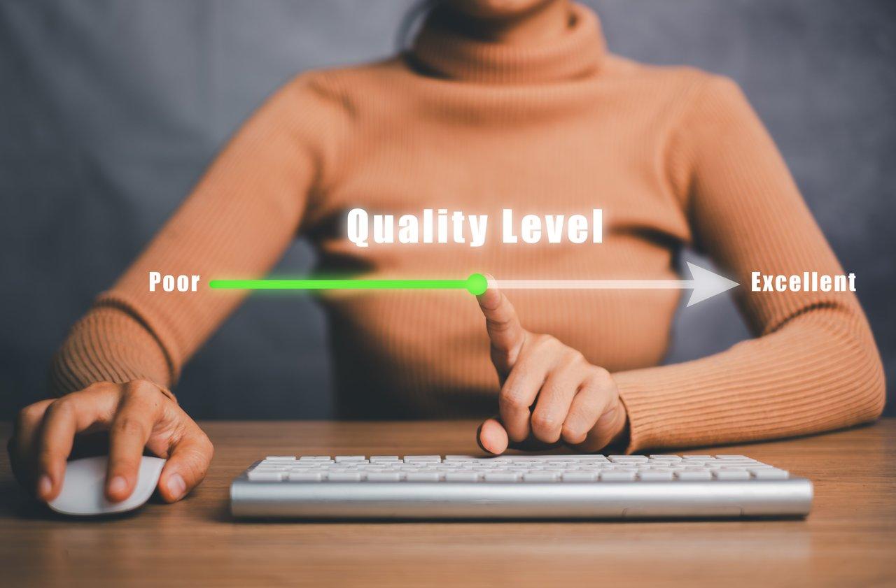 Automatiser la qualification de leads grands comptes dans HubSpot : outils complémentaires indispensables