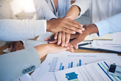 De la vente au pilotage : comment réussir les ventes multi-interlocuteurs